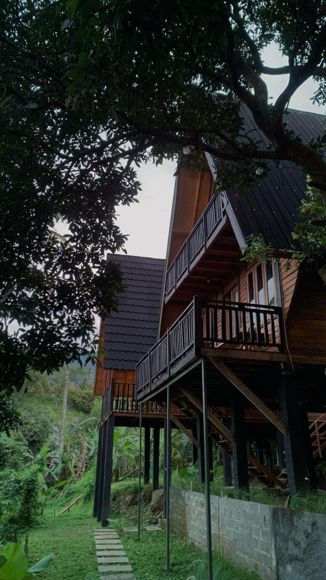 Alaya Villa Bandungan Esterno foto